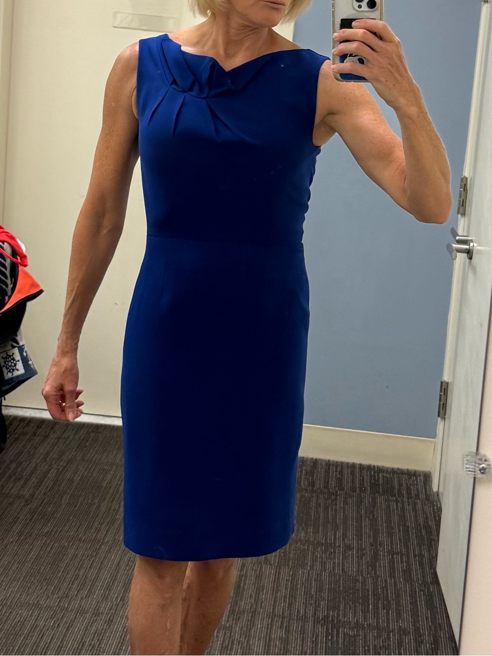Tahari Arthur S Levine Sleeveless Royal Blue Sheath Dress